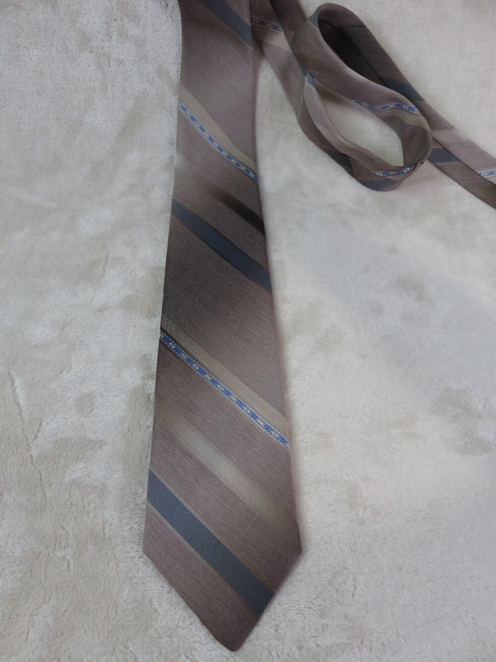 Vintage Austin Manor Tie Designer Rep Men's Neck Tie Striped 3"x57.5"
